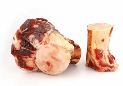Kość wołowa dla psów 1,5 kg cięta